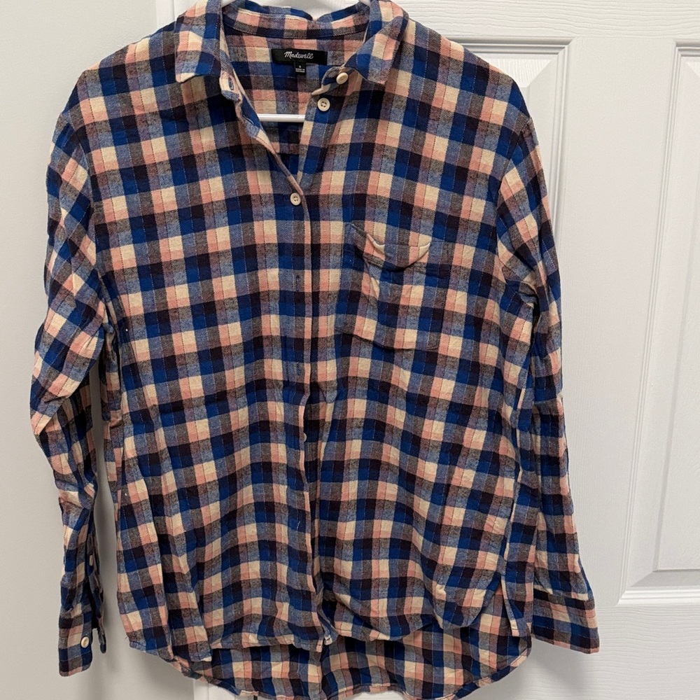 Madewell Navy and Peach Plaid Button-Down Shirt- SIZE SMALL!